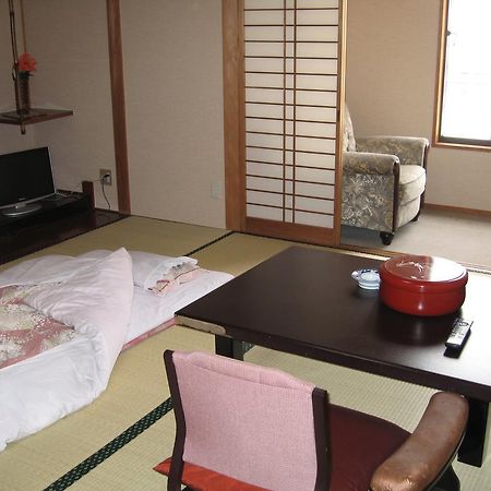 Nishichiba Hotel Wakoso Номер фото